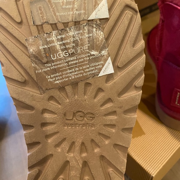 UGG Boots - Picture 4 of 5
